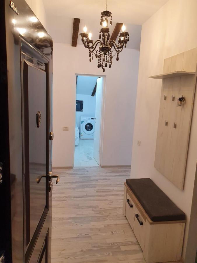Jolie Art Apartment Brăila Exterior foto
